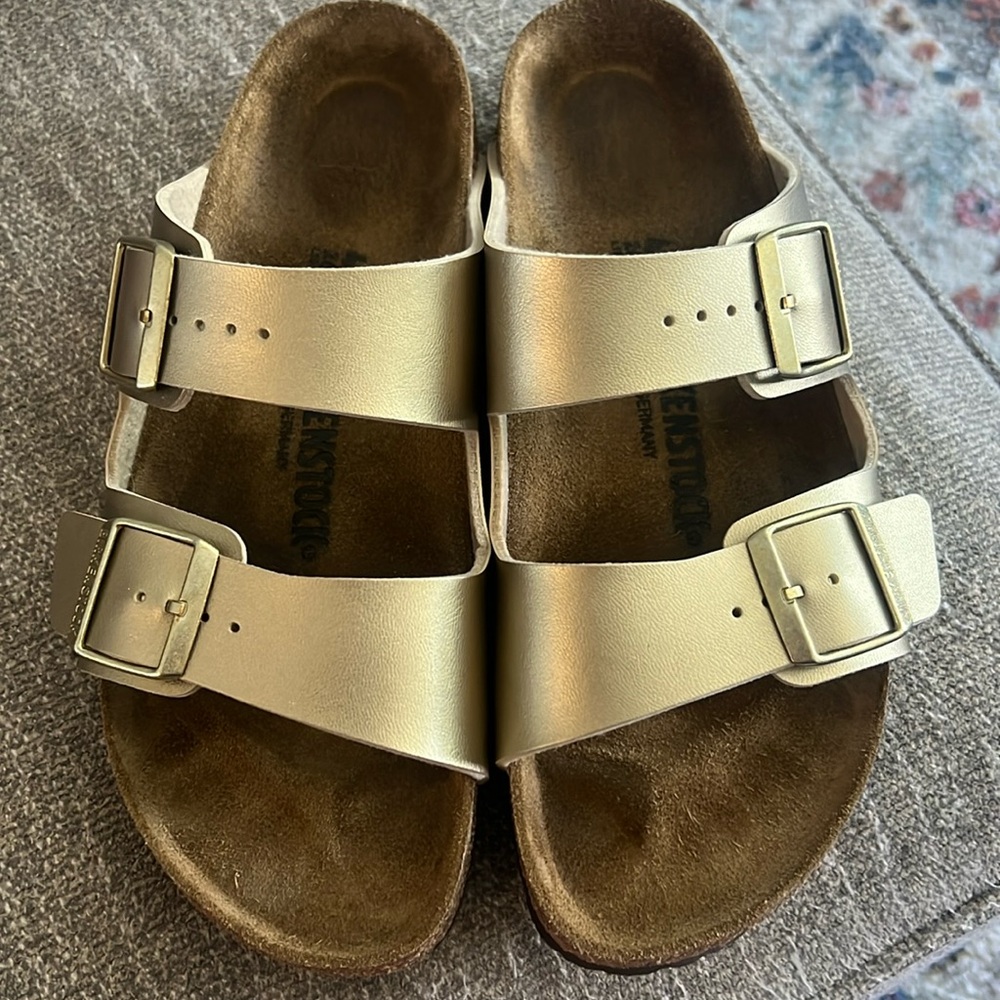 Birkenstock Two-strap Slide Sandal-Arizona size 41 (US 10-10.5) Metallic Gold